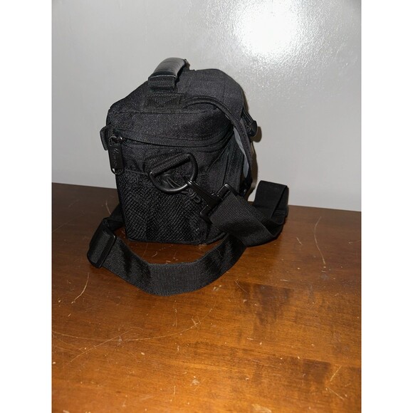 Lowepro EX120 Topload All Weather Black Camera Bag With Cover - Picture 4 of 9
